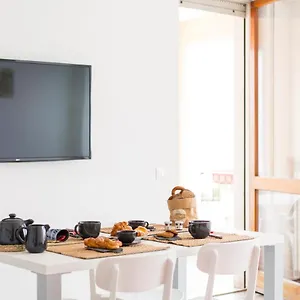  Apartment Gardappartamenti Cavour Lake View Italien